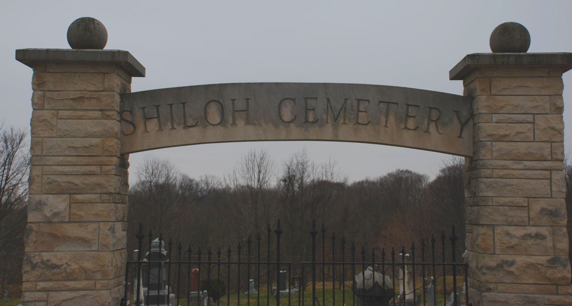 Photo of entrance to Shiloh Cemetery